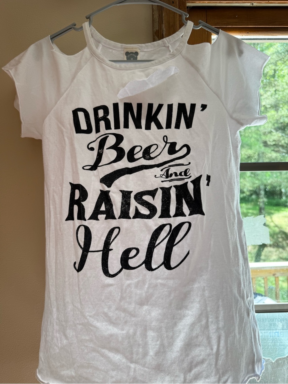 White Graphic Tee "Drinkin' Beer and Raisin' Hell", Women’s Concert Tee, Size M